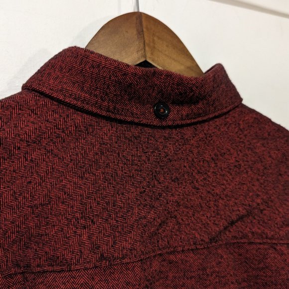 RAISED BY WOLVES - Two-length thick cotton red shirt - Picture 6 of 7